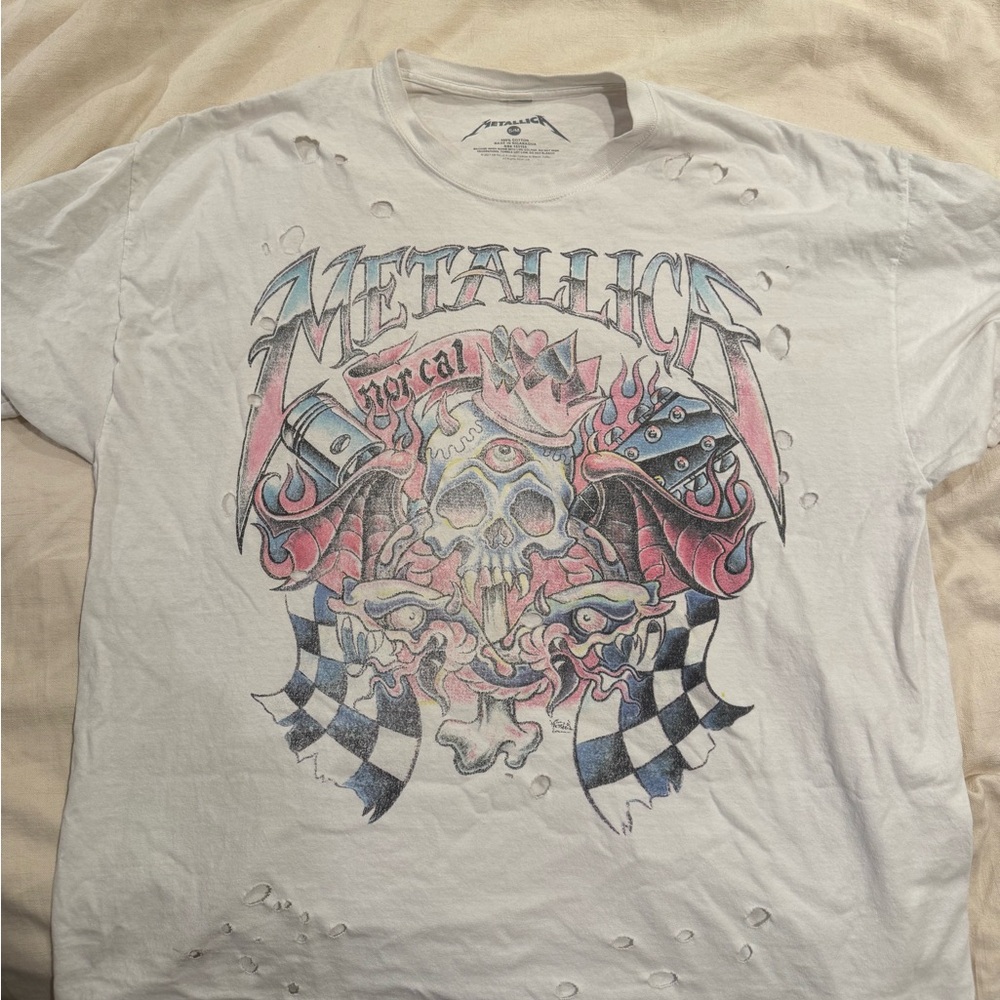 White Metallica graphic tee vintage